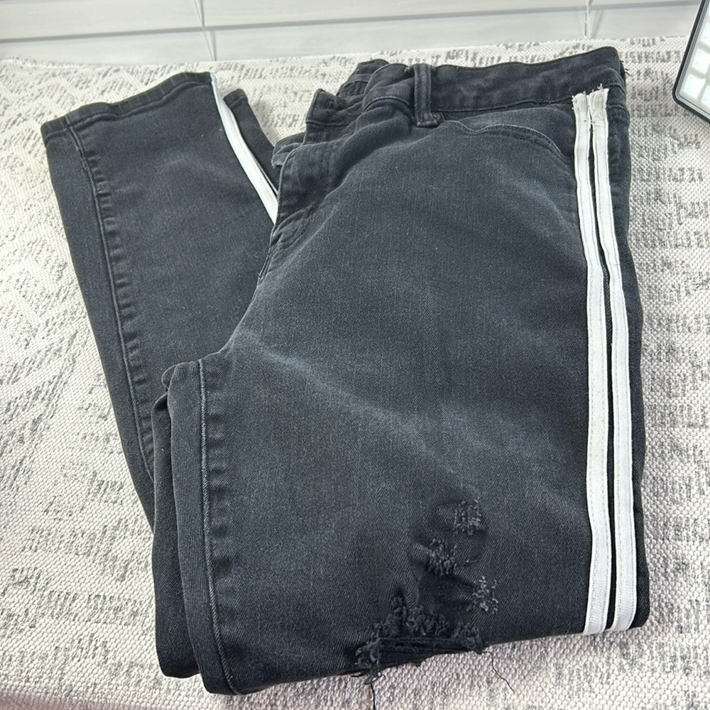 Rue21 Black Jean with White Stripe & Distressed Knees Sz 38x32